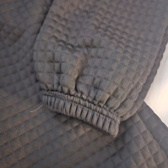 Black Textured Dress with Leopard Print Hem - Picture 4 of 5